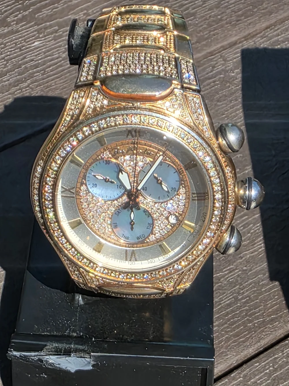 Joe Rodeo VS Diamonds Chronograph Calendar Beautiful Watch  Rose GOLD
